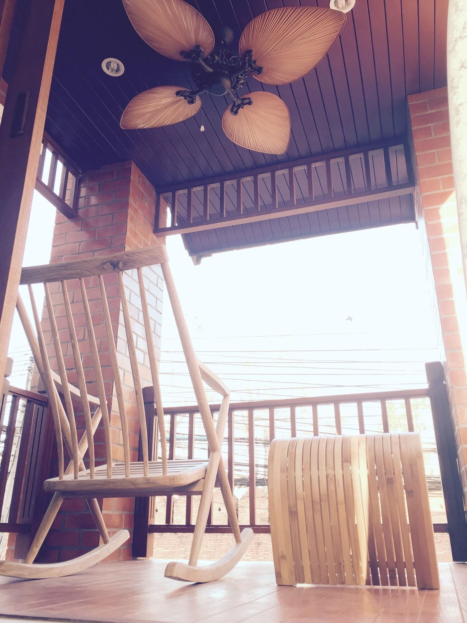 Joyful Thai Boutique Hotel Chiang Mai Ngoại thất bức ảnh